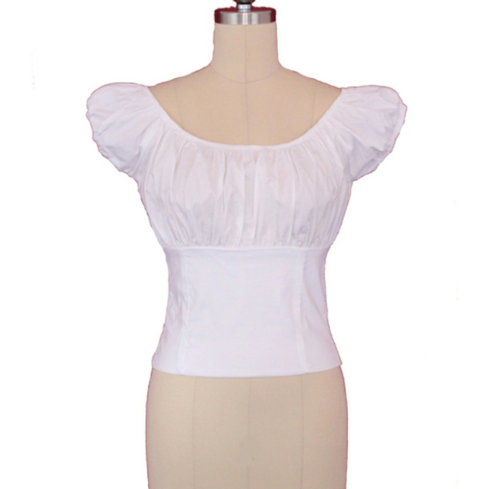 Doll me up peasant top nwot